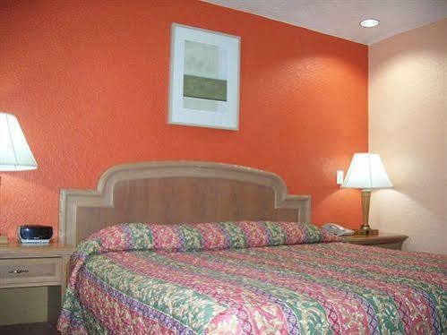 Economy Lodge Texas City Refinery 외부 사진