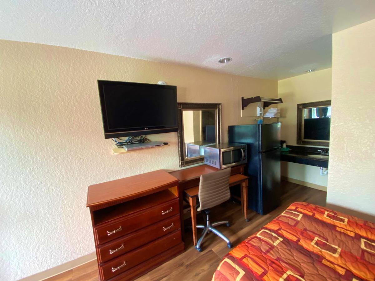 Economy Lodge Texas City Refinery 외부 사진